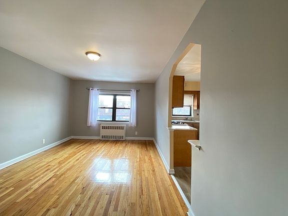 4th image of 48-01 30th Ave #2B