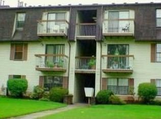 120 Main St, Edison, NJ 08837