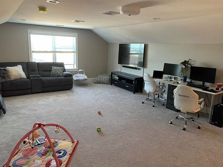 69 Tedford Ave #2 — Photo 25