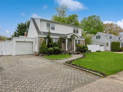 65 Wilson Avenue, Westbury, NY, 11590