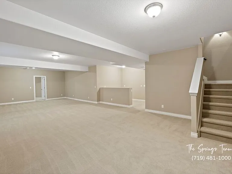 9547 Dewitt Dr — Photo 36