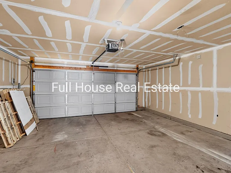 7320 Quartzite Ave NW — Photo 41