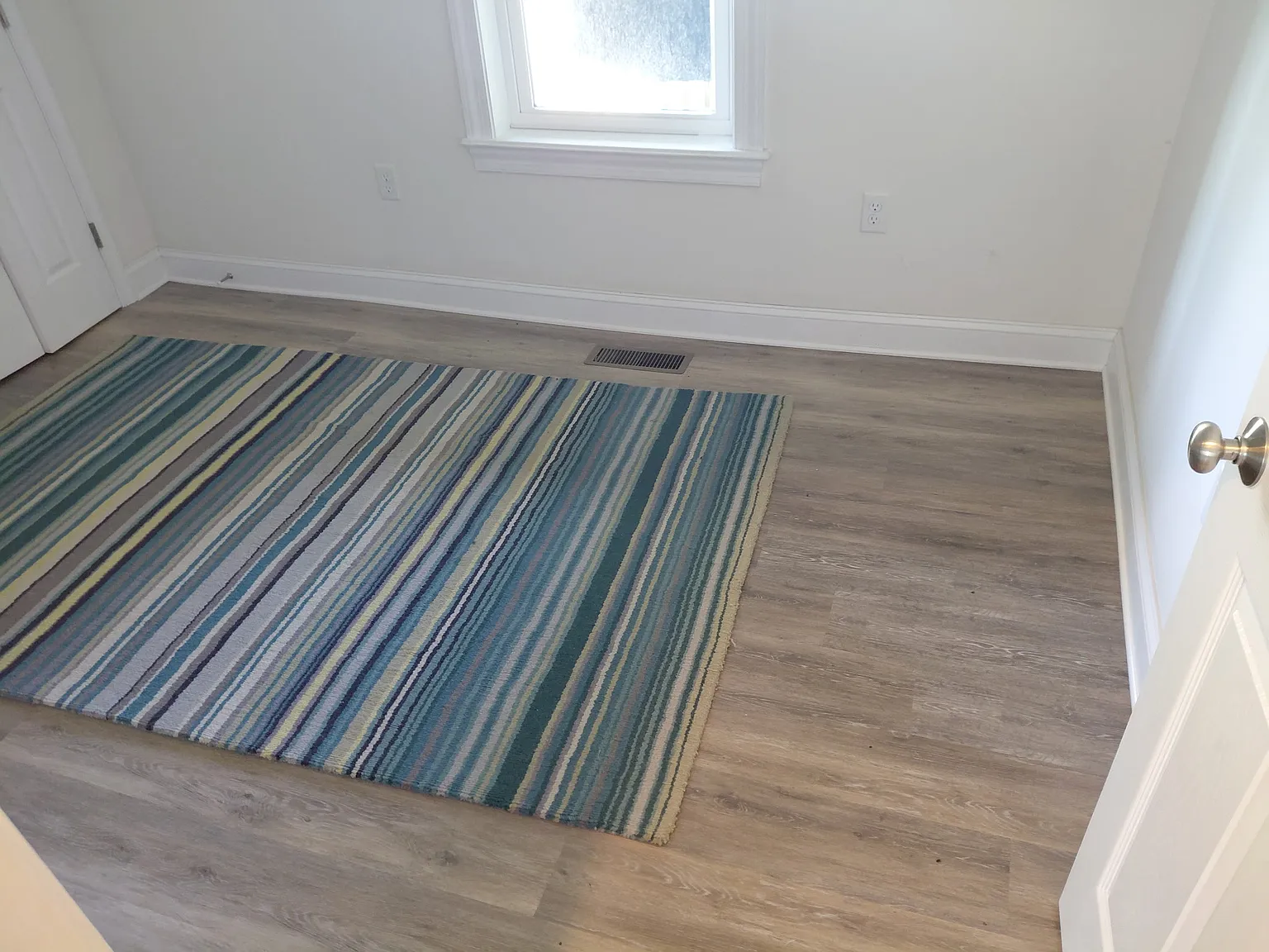 2 bed, 840 sqft, $800 — Photo 3