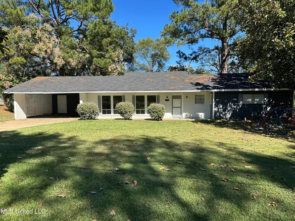 336 Maywood Cir, Jackson, MS 39211