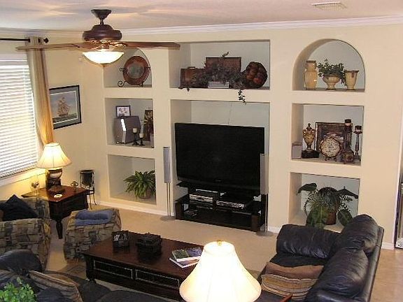 3rd image of 320 Royal Liverpool Ln