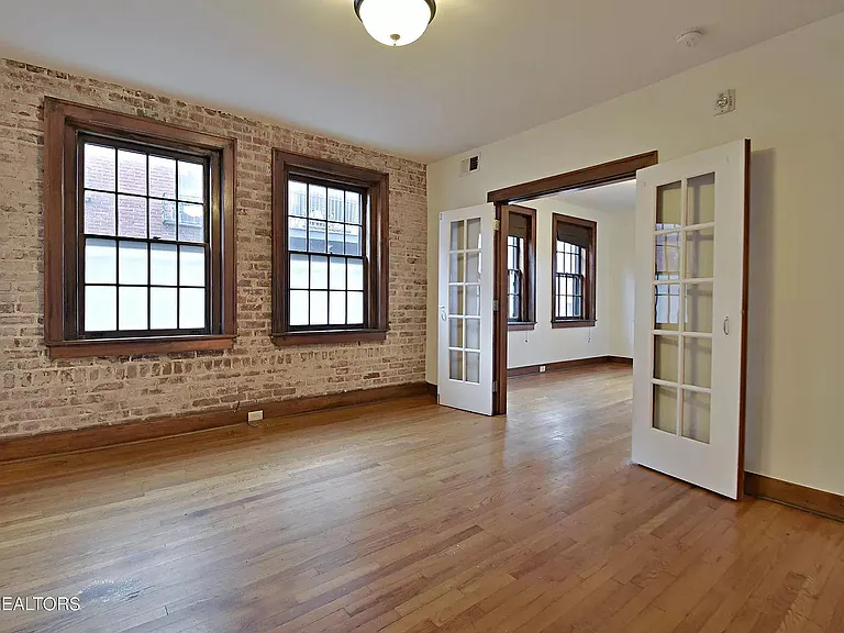 201 W 5th Ave #8 — Photo 8