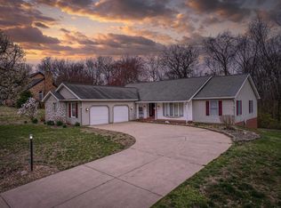 1215 Tanglewood Dr, Mount Vernon, IN 47620