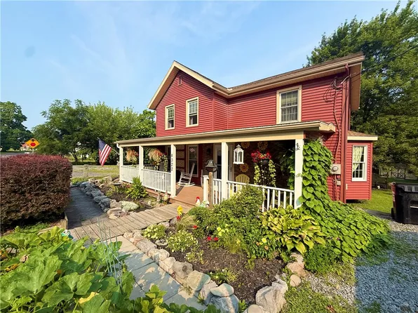 4322 Ridge Rd, Seneca Falls, NY 13148