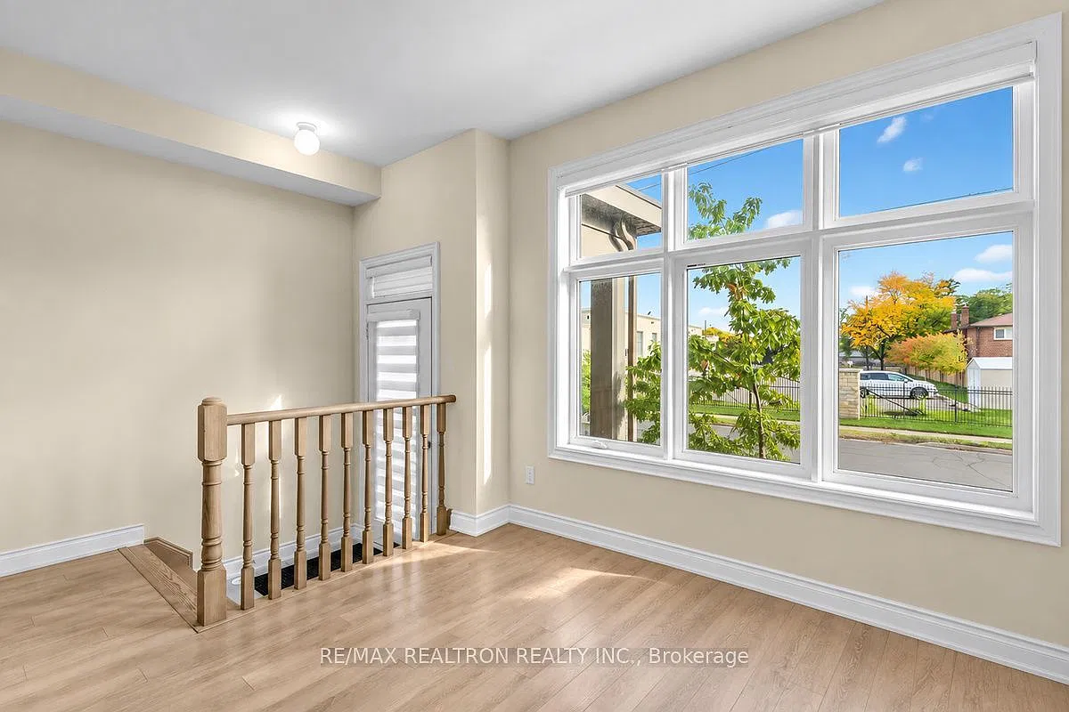 3 bed, $3,600 — Photo 3