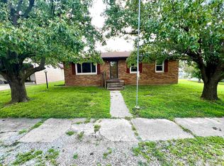 5254 S Washington St, Oakland City, IN 47660