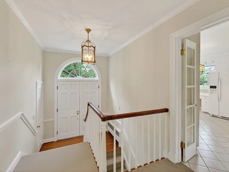 535 E Rio Rd — Photo 6
