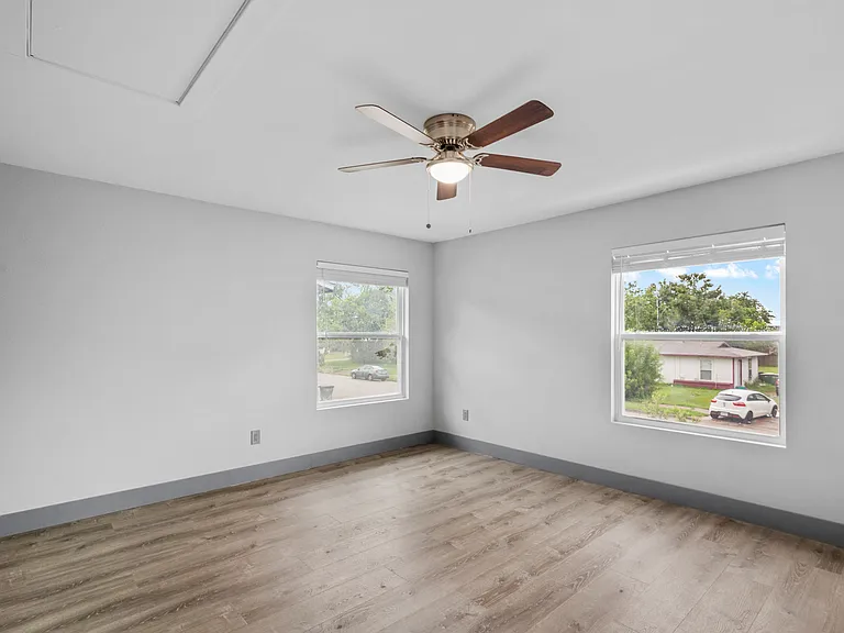3102 Wildwood St #B — Photo 22