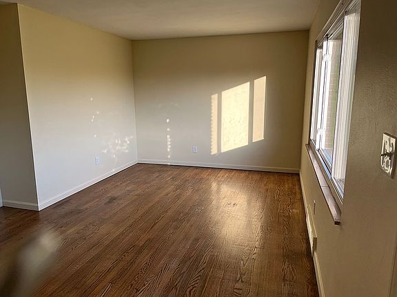 3rd image of 1266 Fain Dr