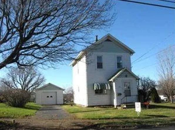 414 S 7th St, Sharpsville, PA 16150