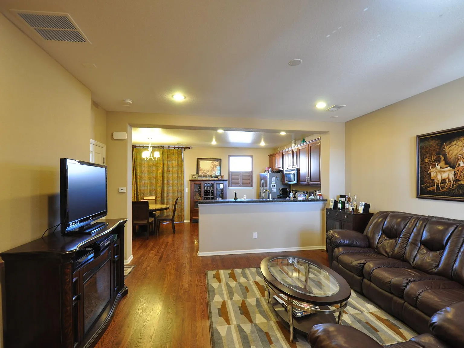 13675 E Longview Ave — Photo 4