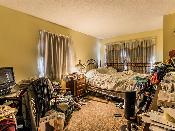 5th image of 321 Farmington Ave