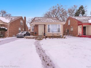 8258 Meyers Rd, Detroit, MI 48228