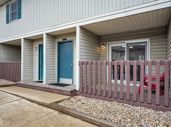 1736 N Lincoln St, Bloomington, IN 47408