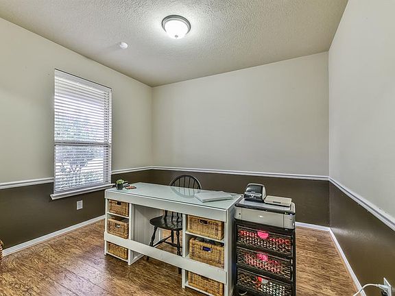 3rd image of 1308 Ainsley Way