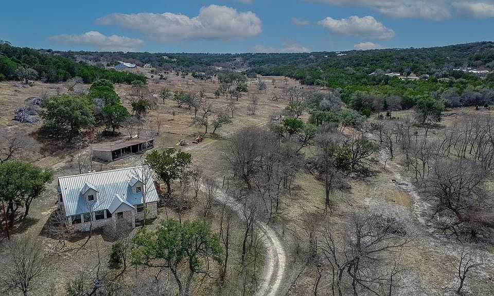 1st image of 230 Cade Loop S