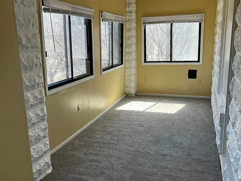 467 Herschel St. — Photo 11