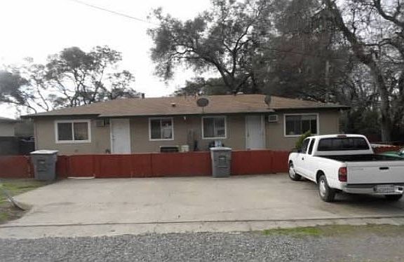 2nd image of 5472 Clayton Dr