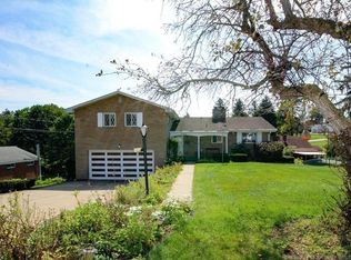 2549 Applegate Ave, Bethel Park, PA 15102