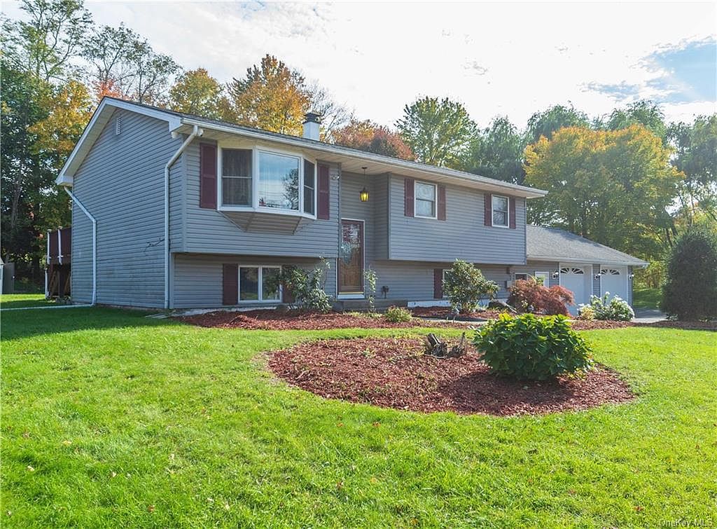 4 Windmill Road, Poughkeepsie, NY 12601 Zillow