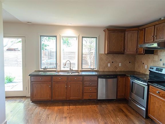 2nd image of 5041 Ashlock Dr
