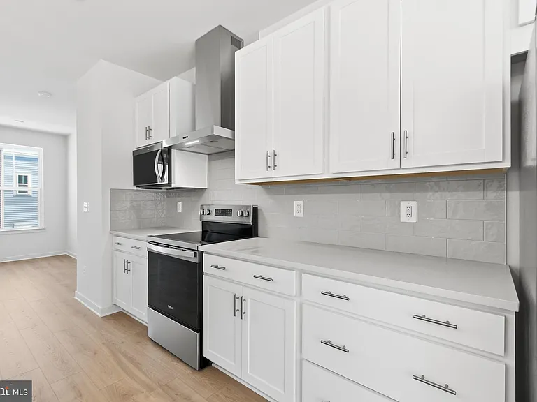 18002 Alicia Ave — Photo 19