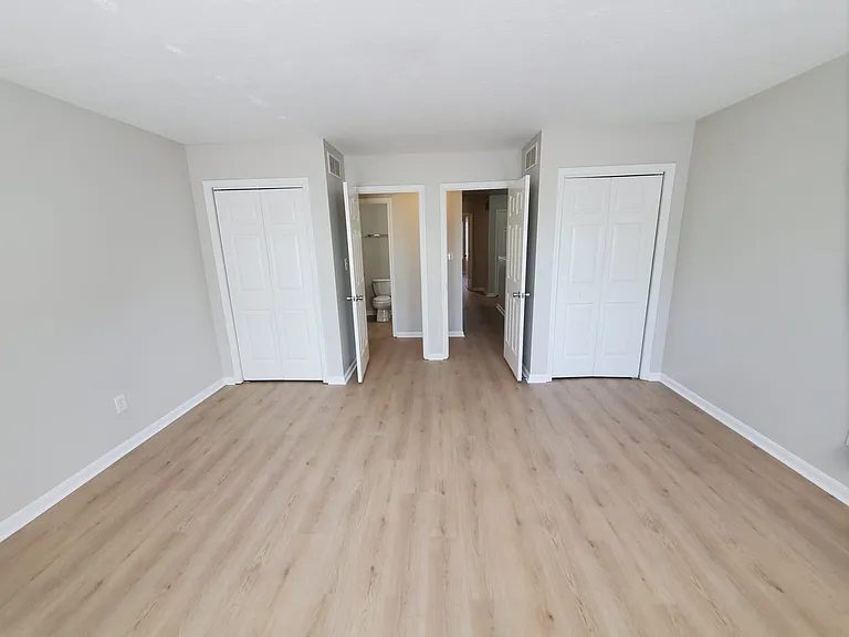 1100 Horsemans Ln #22 — Photo 25
