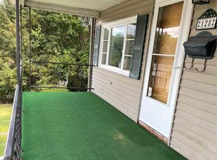 128 Hemlock St, Sugar Notch, PA 18706