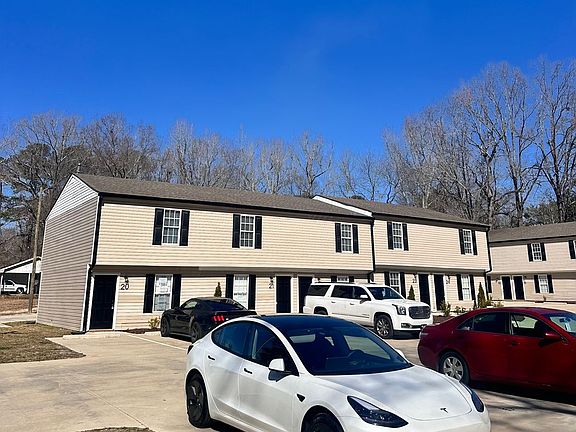 2nd image of 604 Dell Dr #6