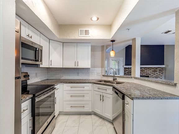 2nd image of 5565 Preston Oaks Rd #237