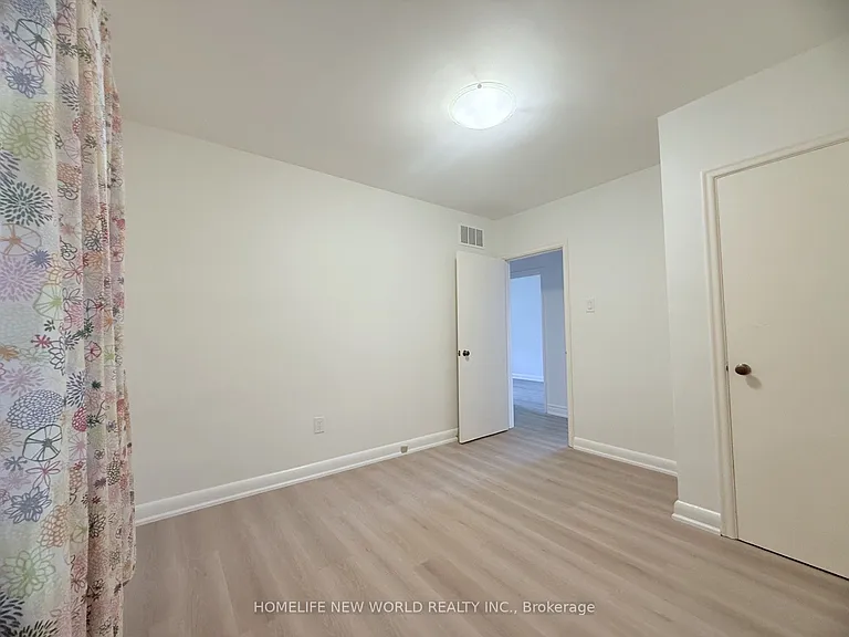 61 Crosland Dr — Photo 19