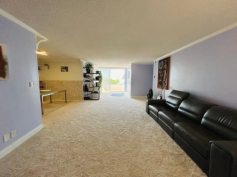10725 Ohio Ave #301 — Photo 2
