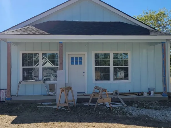 1609 2nd St, Brownwood, TX 76801