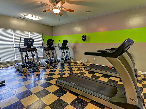 5th image of 1666 Wimbledon Dr APT 205
