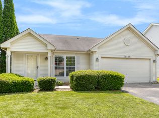 2839 Bluewater Cir, Naperville, IL 60564