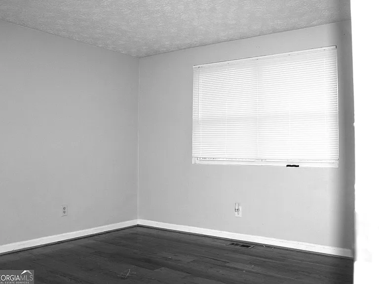 5811 Calico Ct — Photo 11