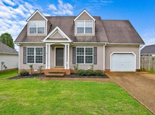 1015 Persimmon Dr, Spring Hill, TN 37174