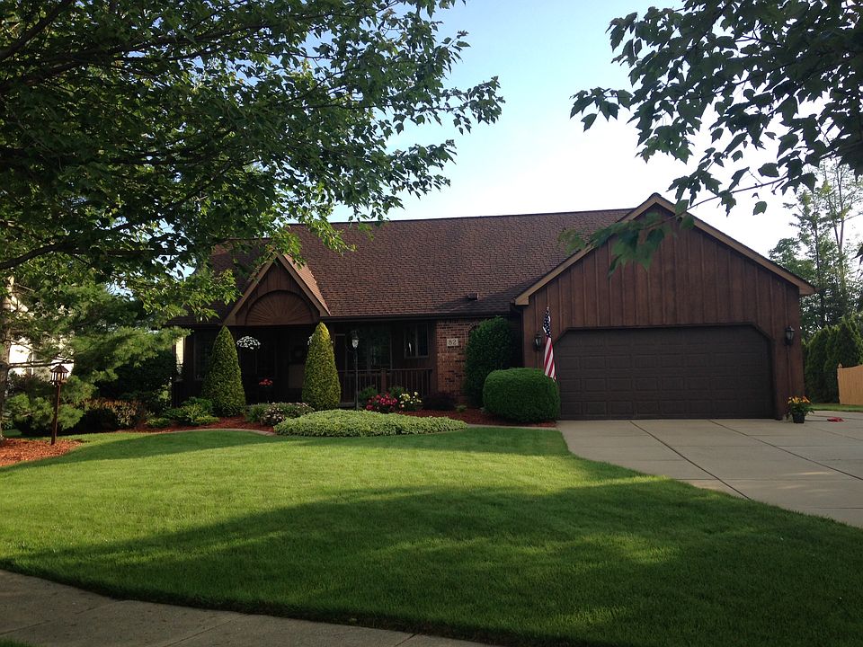 1st image of 82 Southpoint Dr