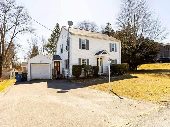 10 Hadde Ave, Cumberland, RI 02864