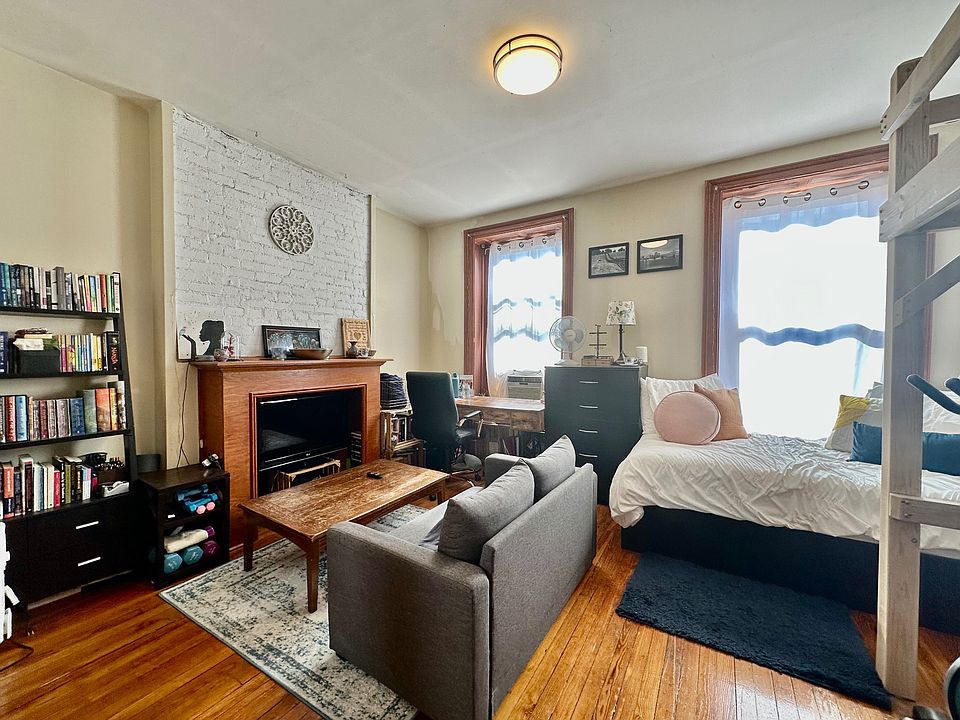 1st image of 217 W 106th St APT 5E