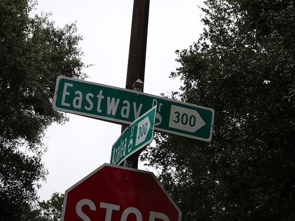 5th image of 139 Eastway Dr
