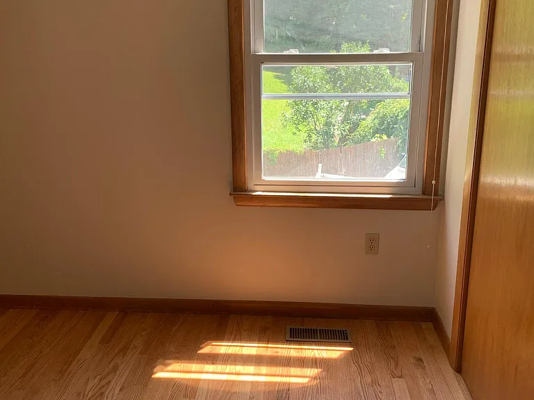 Bedroom #1