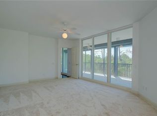 445 Cove Towers Dr #304, Naples, FL 34110