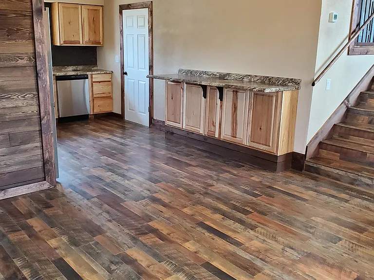 818 Ponderosa Ln — Photo 2