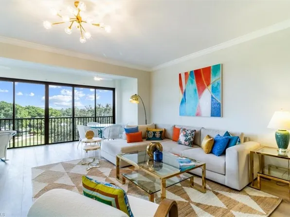 7040 Pelican Bay Blvd #D-405, Naples, FL 34108
