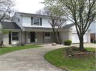 27400 Harvard Rd, Southfield, MI 48076